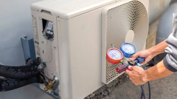 Kenapa AC Tidak Dingin? Penyebab & Solusi Service AC Bekasi