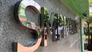 Jasa Huruf Timbul untuk Sekolah & Instansi Pemerintah