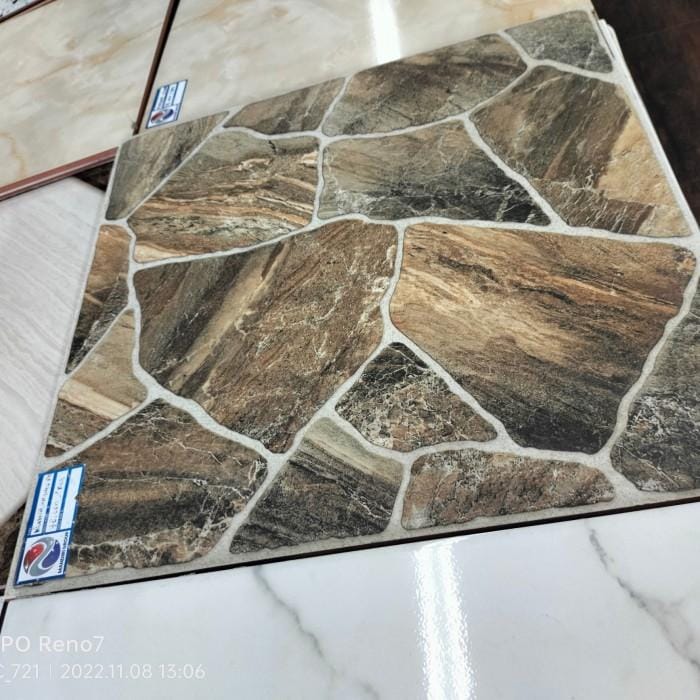 Harga Pasang Keramik 50x50