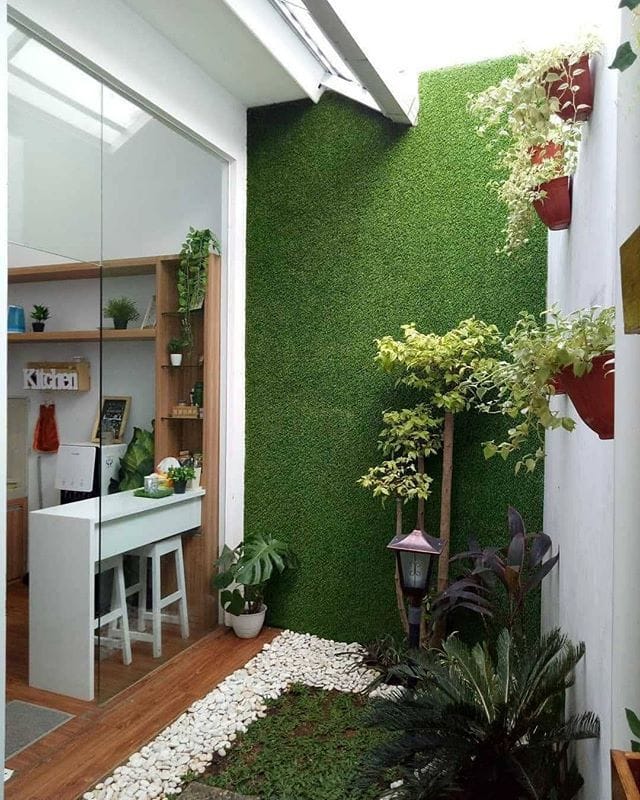 Desain Rumah dengan Taman Mini di Dalam Rumah