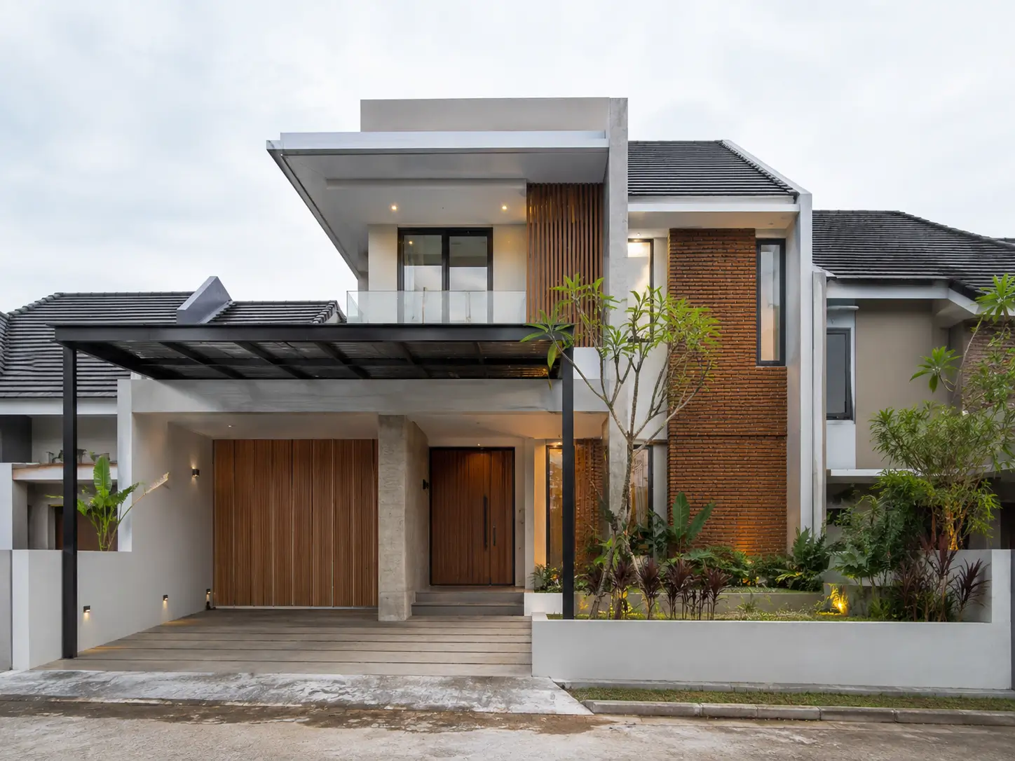 Rancang bangun rumah dari desain hingga pelaksanaan konstruksi